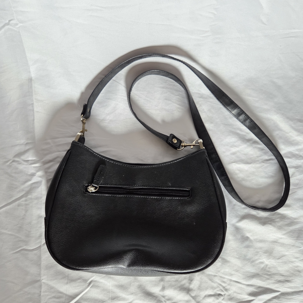 Liz Claiborne Classic Black Shoulder Bag